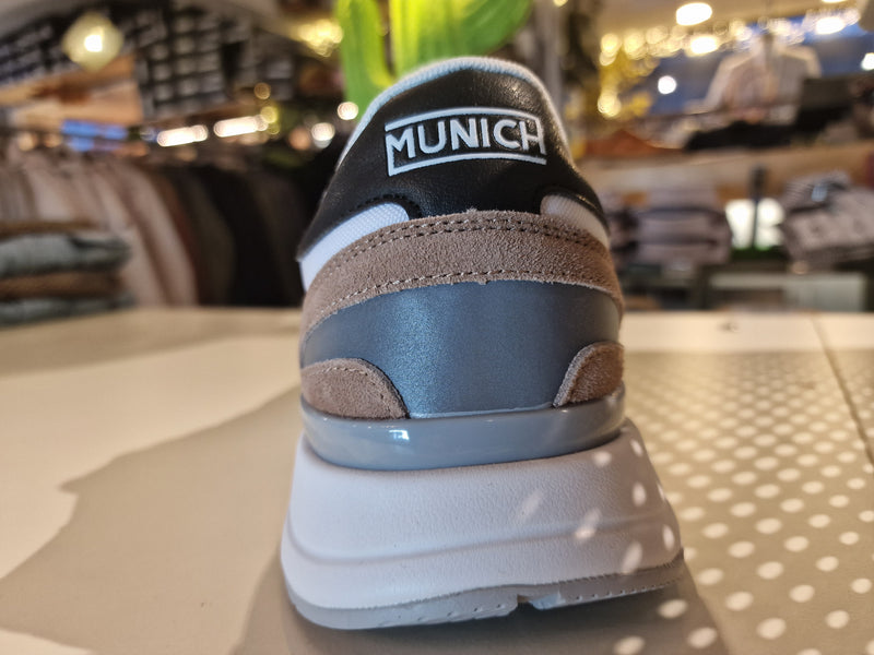 Munich White Soon Sneaker