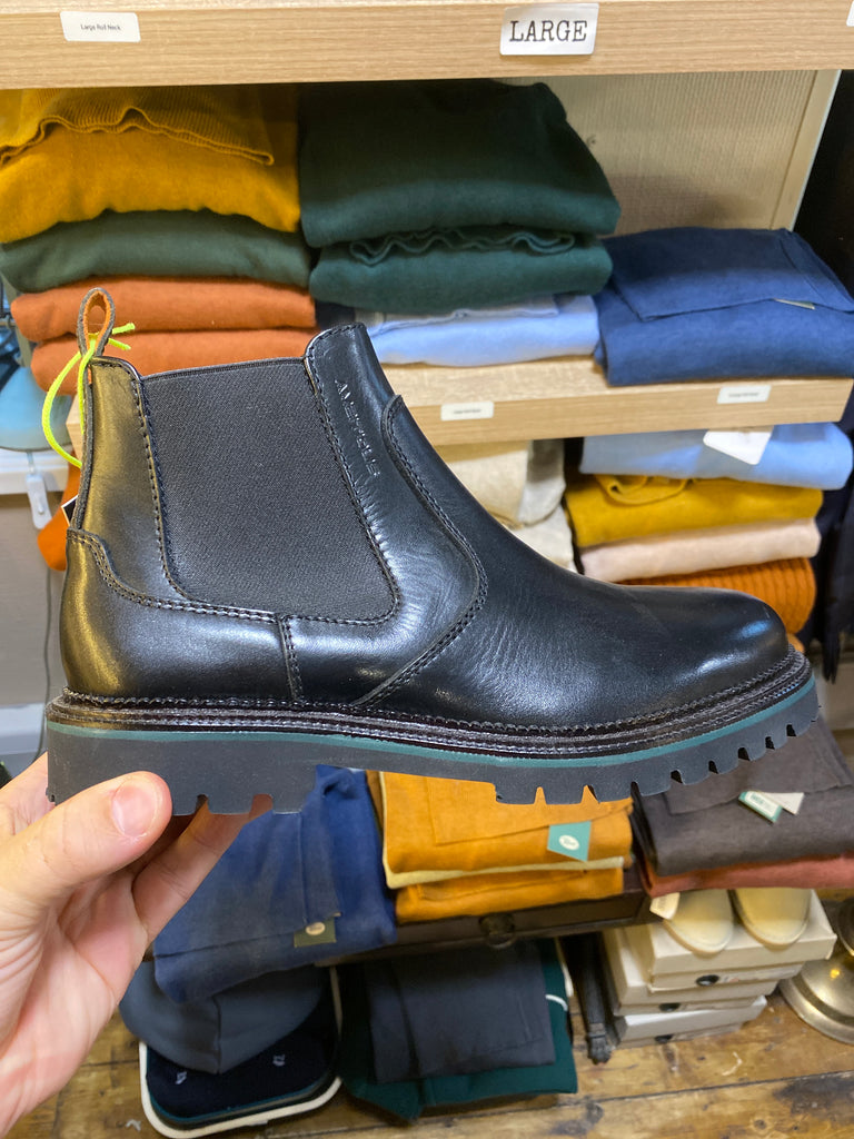 Ambitious Black Combi Chelsea Boot