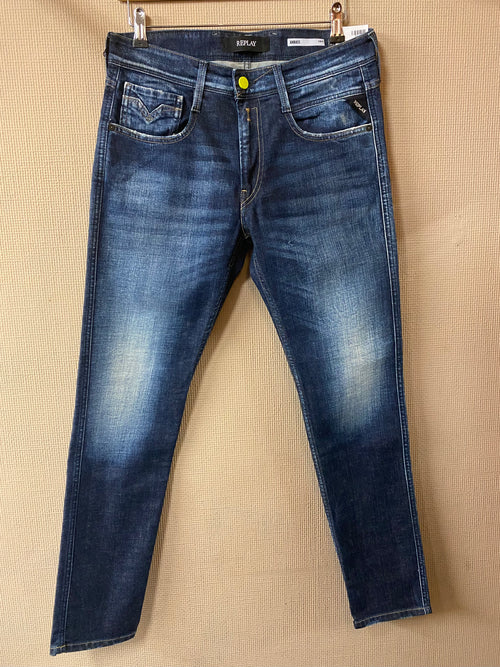Replay 590 Green Button Mid Blue Jean