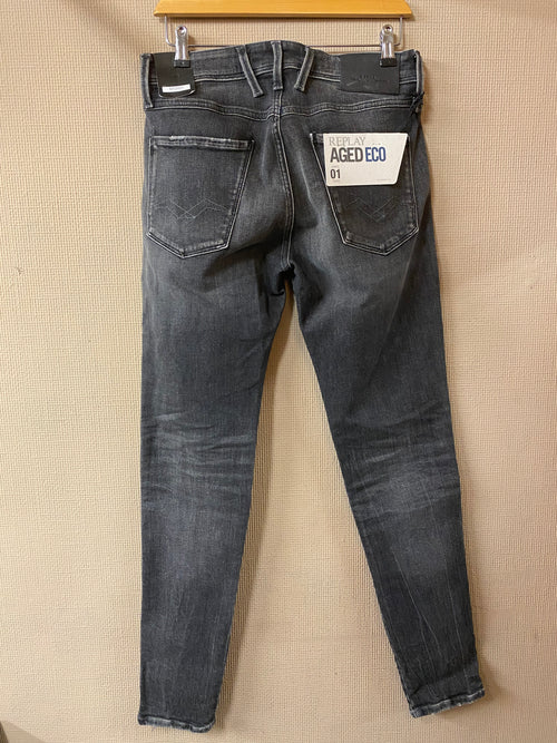 Replay Bronny Aged Eco Super Slim Mid Black Jean