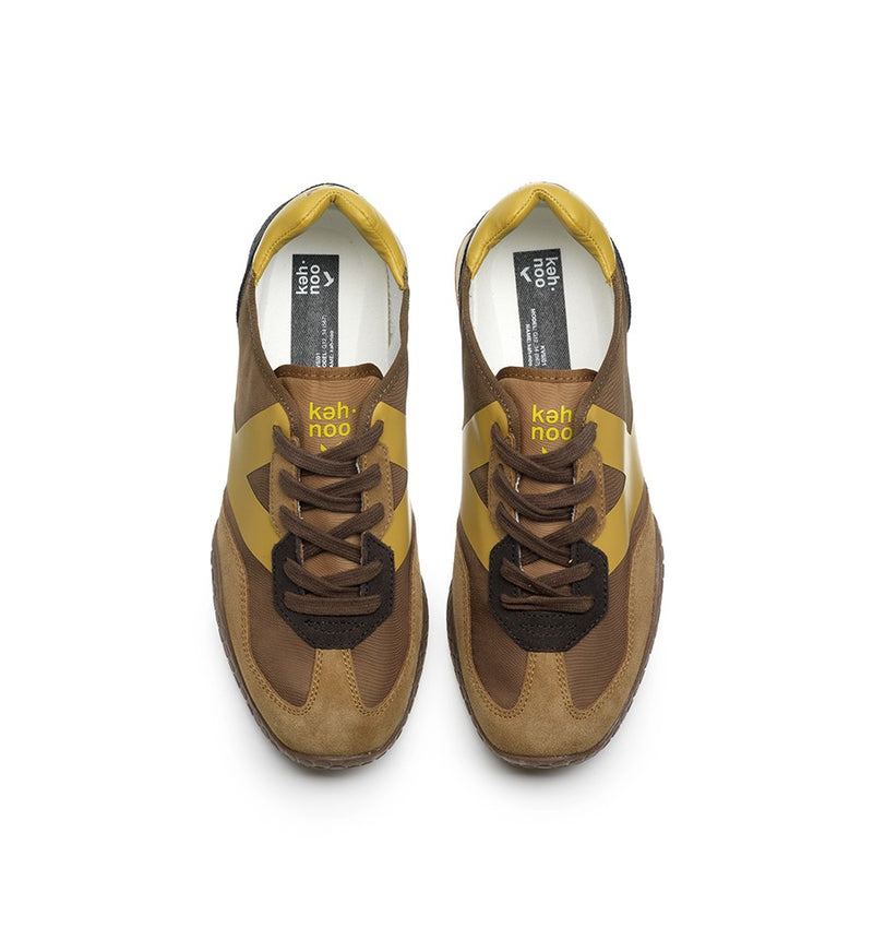 Keh-noo Nut Brown Sneaker