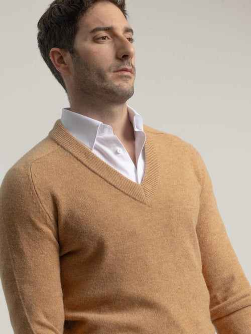 Puro Camel V-Neck